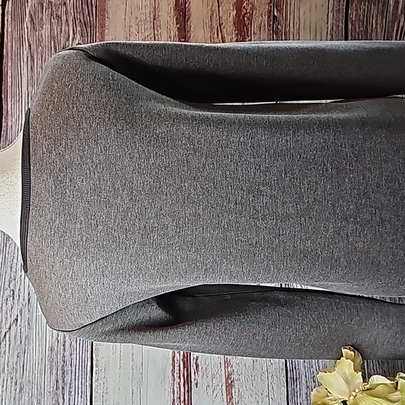 NWOT LINEA LEISURE BY LOUIS DELL'OLIO GRAY & BLACK LONG SLEEVE PULLOVER TOP - Picture 6 of 12